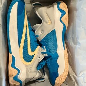 Nike Giannis Immortality Basketball Shoes. NWT. Size 10.5